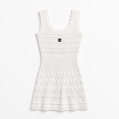 C WEISS KLEID