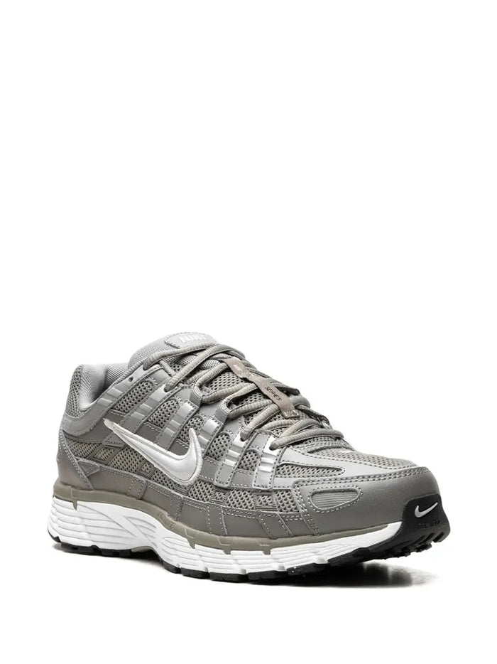 "P-600" Sneaker