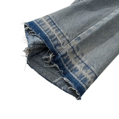 Flared Jeans