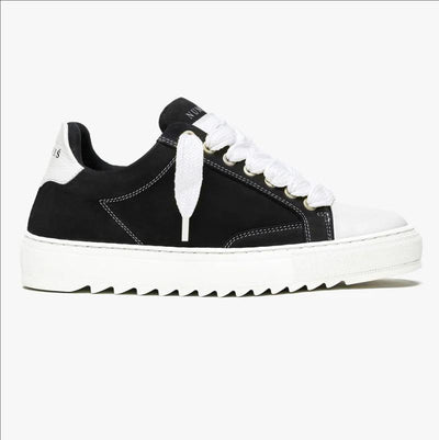 NUM Sneaker